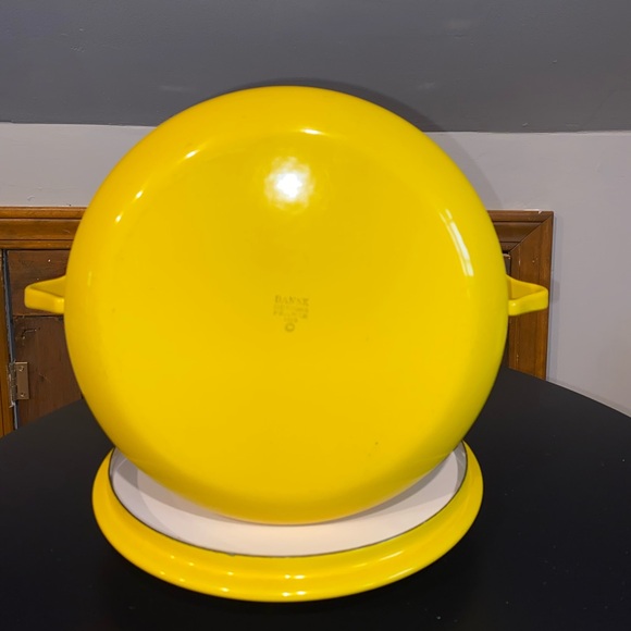 Dansk Kobenstyle Yellow
Enamel W/ Lid 3 Qt IHQ France - Picture 8 of 11